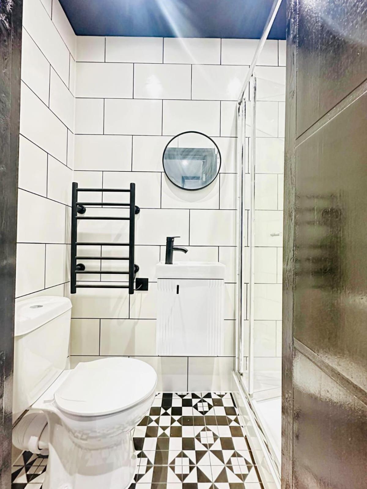 London 39 Blue House Luxury Ensuite Ideal For Tourists Екстериор снимка